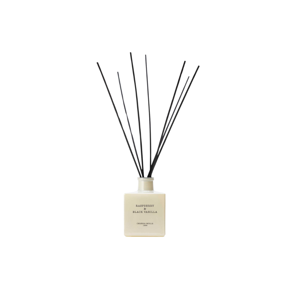 Raspberry & Black Vanilla - L Reed Diffuser - 8.4 FL OZ 251313